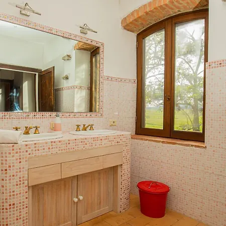Ospitalità In Toscana *